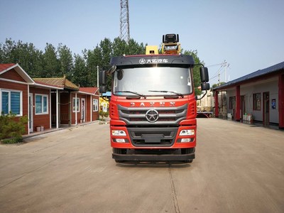 宇洋隨車吊廠家直營(yíng)，專業(yè)出售各型號(hào)隨車吊，歡迎來電垂詢