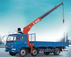 高效靈活的重載搬運(yùn)能手——sq904眾聯(lián)9噸直臂隨車吊平板車